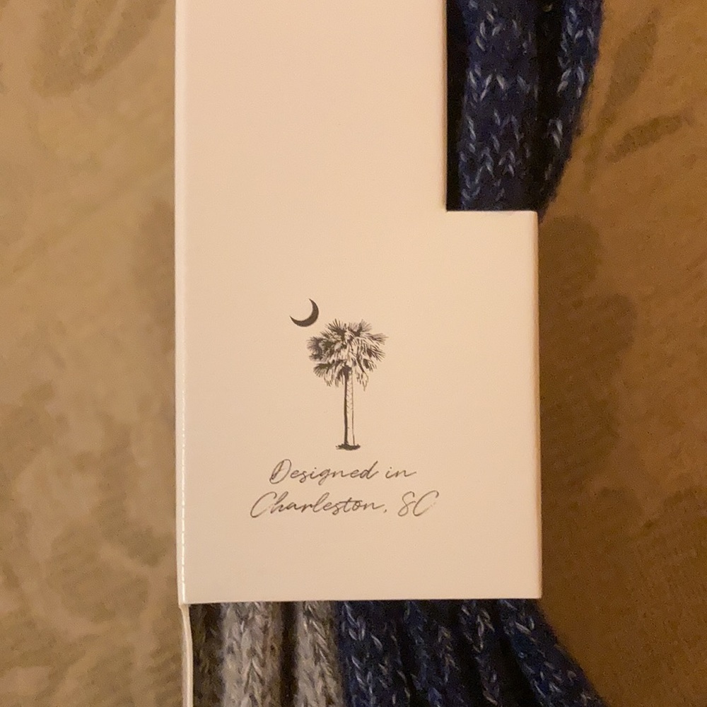 New in package Gold Toe 2-pack boot socks. - Picture 7 of 8